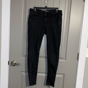 Black skinny jeans